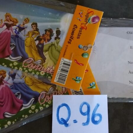 Q-96: convite para festa: Princesas - Pacote com 8 unidades