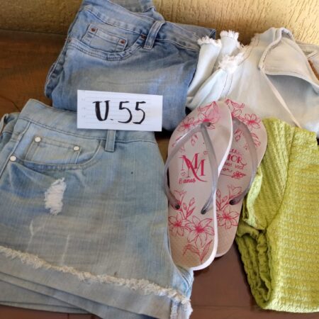 U-55: FEMININO: conjunto jeans (short e camiseta); calça jeans; chinelo nº 37/38
