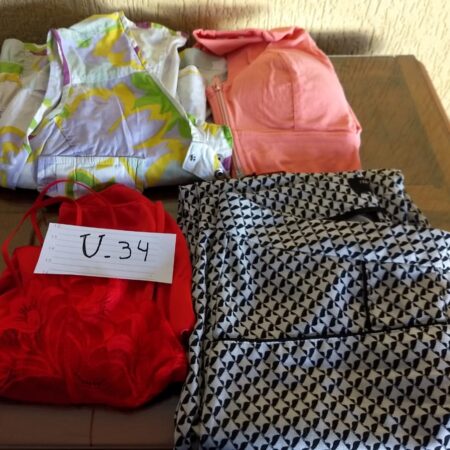 U-34: FEMININO: calça comprida de malha; top de malha; vestido floral em tecido; camisola com renda